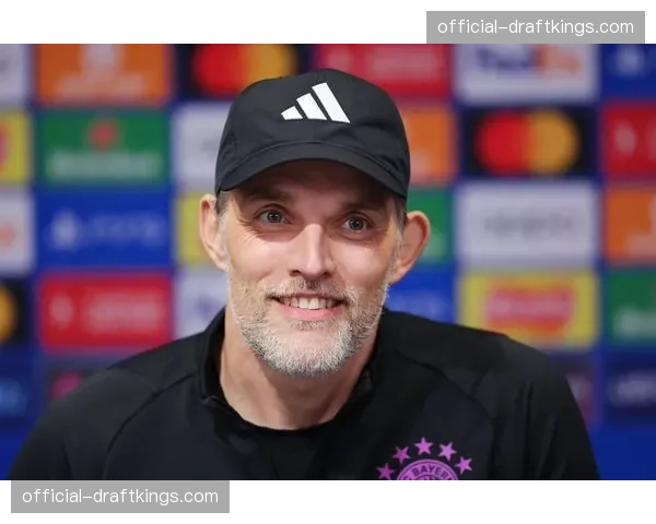 拜仁训练课重点演练由守转攻，图赫尔强调“三脚触球”原则