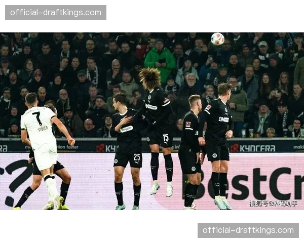 德甲本赛季至今已产生45粒直接任意球破门,创近十年新高 德甲本赛季至今已产生45粒直接任意球破门,创近十年新高